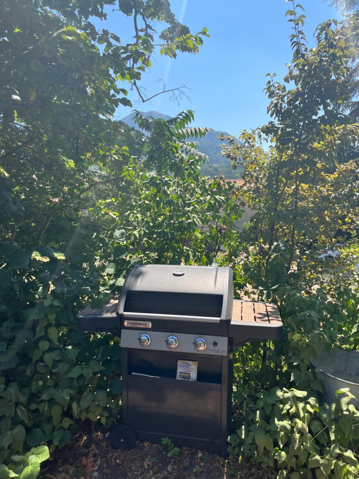 Les Glycines, Charmant Studio Au Calme Dans Batisse De Maitre Proche Du Centre Ville Parking Gratuit Digne-les-Bains Εξωτερικό φωτογραφία